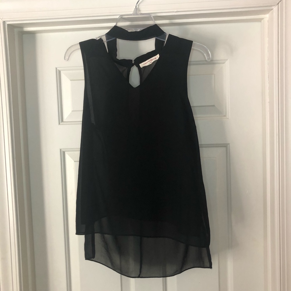 Trendy v-neckline cami
